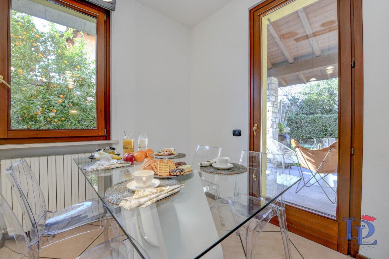 Desenzanoloft Official Partner Marriott Homes & Villas - Luxury Suite With Jacuzzi And Garden Desenzano del Garda Buitenkant foto
